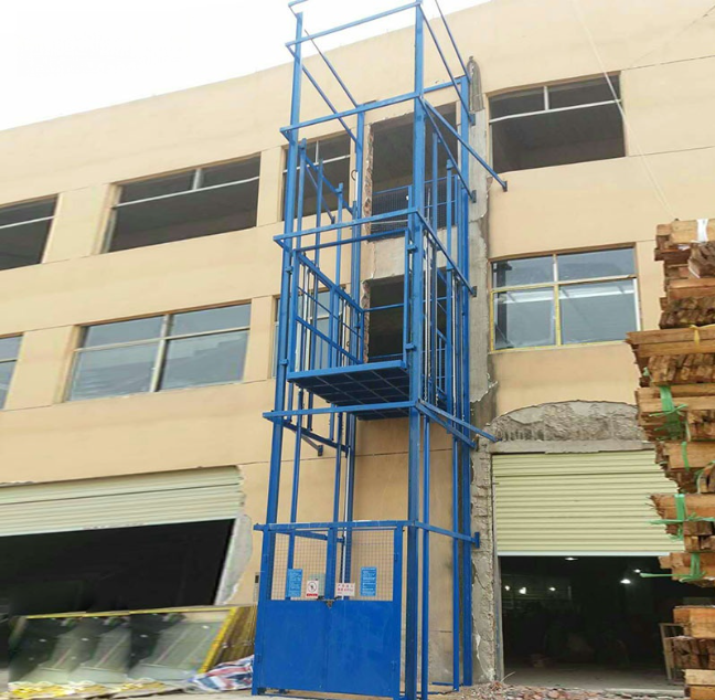 清远建材厂室外物料提升